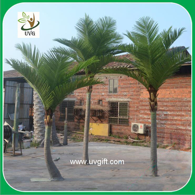 China UVG PTR019 indoor landscaping artificial mini palm trees for party decoration supplier
