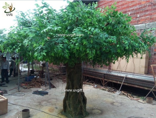 China UVG glassfiber indoor green fake banyan tree tall silk trees for shopping center decoration GRE054 supplier