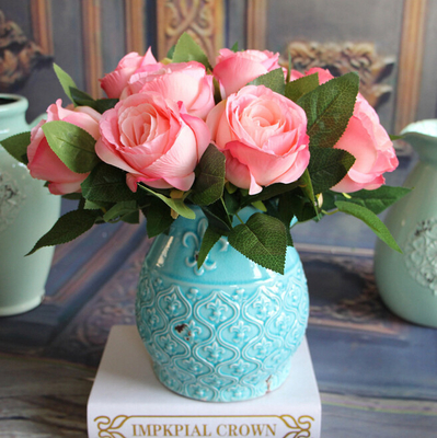 China UVG FLRS29 Wedding Decor Bridal Bouquets Artificial Flower Rose Bundle supplier