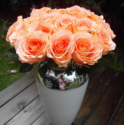 China UVG Artificial Velvet Rose Flower Beauty Table Centerpieces Wedding Accessory Indoor supplier