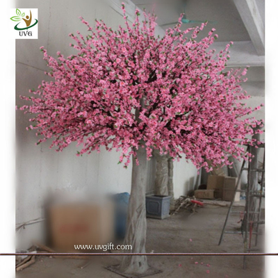 China UVG decorative pink peach blossom faux tree in fiberglass trunk for garden decoration supplier