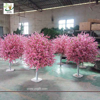 China UVG 5ft cheap artificial trees with fake peach blossoms for wedding table center pieces supplier