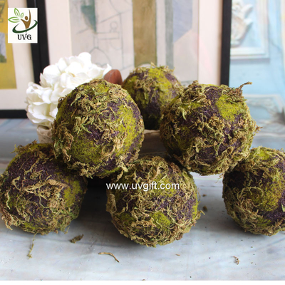 China UVG arts and crafts artificial moss ball fake garden stone for wedding event decoration GRS043 supplier