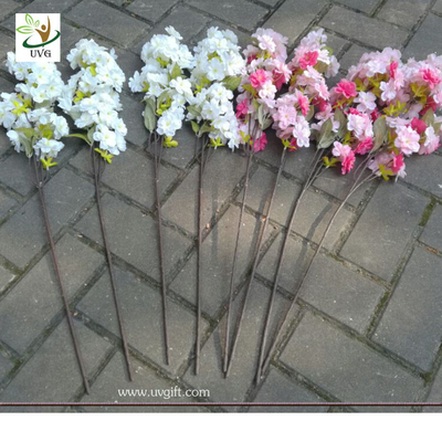 China UVG Plastic tree branches with artificial cherry blossoms for wedding table decoration CHR supplier
